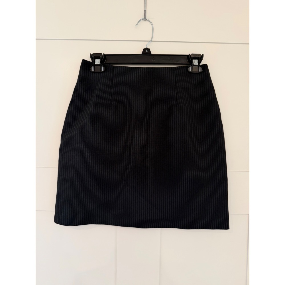 My‎ Michelle Grey Pinstripe Mini Skirt Size 7/8 Dark Charcoal Office Workwear
